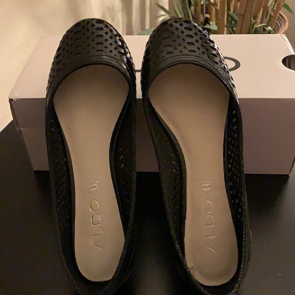 NWOT ALDO, black flats, size 7